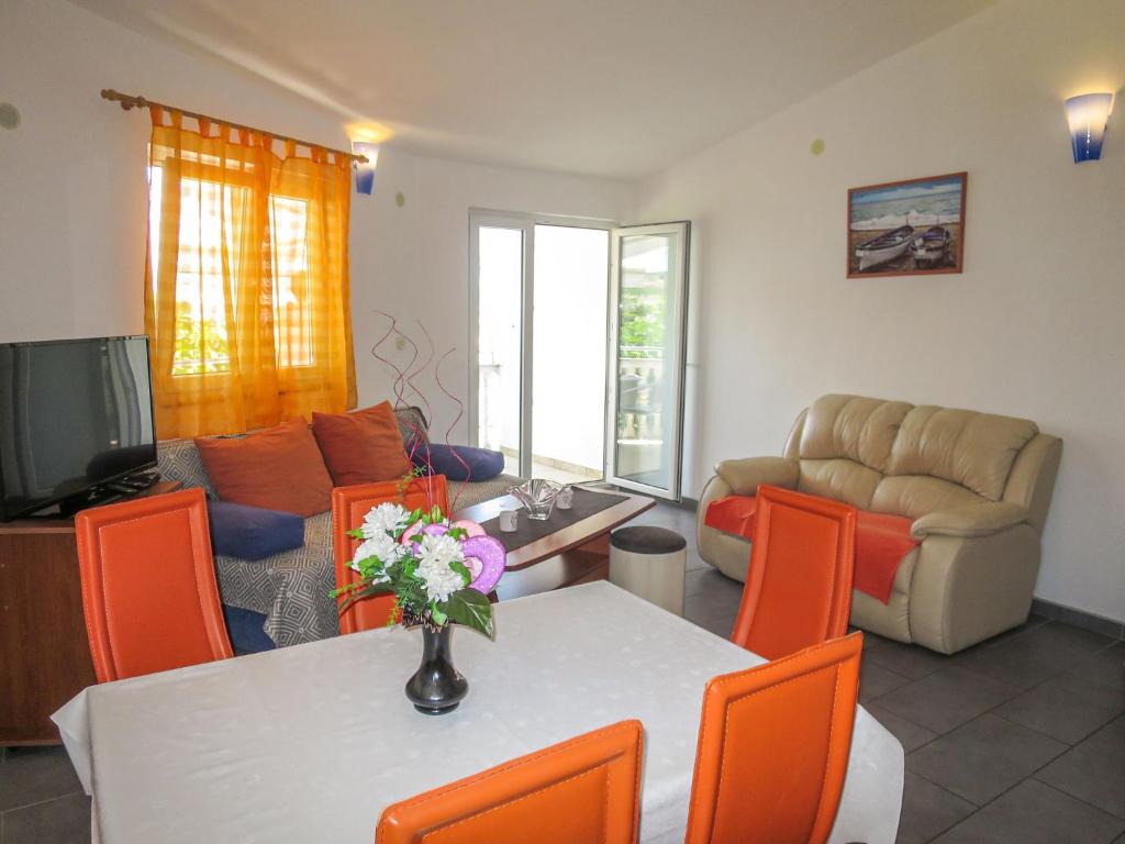 Apartment Ivanka - SRD320 by Interhome photo 2