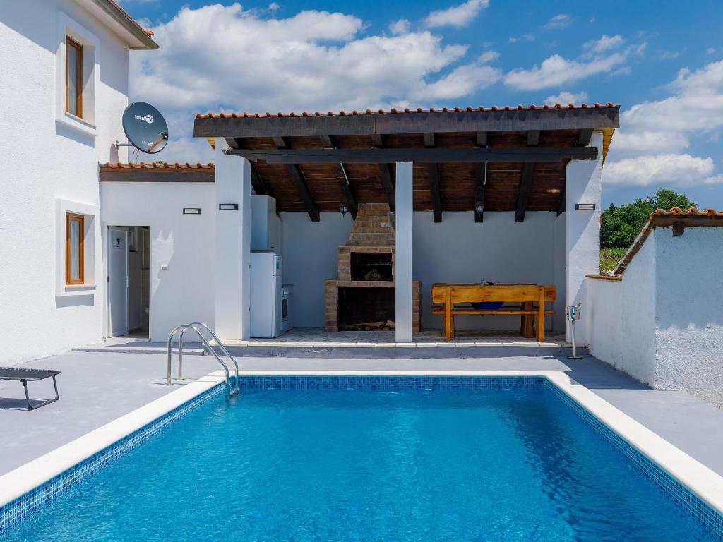 Holiday Home Mia by Interhome photo 1