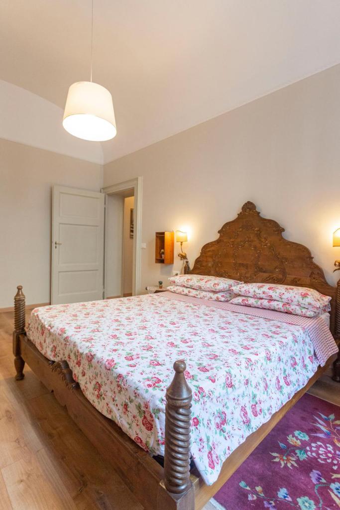 Apartment Vespucci- quite Historic Palace photo 1