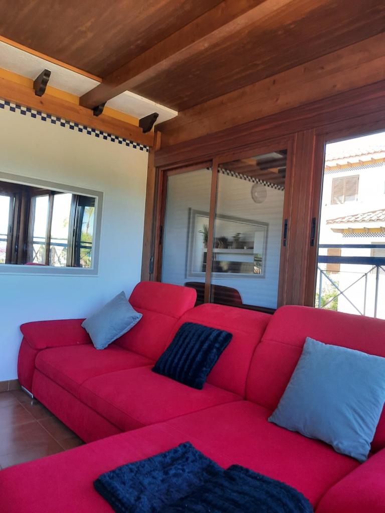 Chalet adosado con piscina photo 2