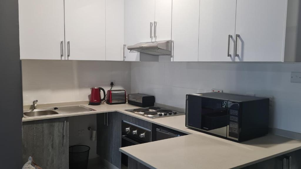 Sarona Studio F103 photo 2