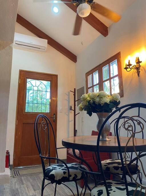 Beautiful Loft! Walk from the beach! photo 4
