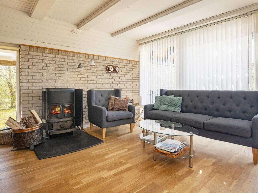 Three-Bedroom Holiday home in Hurup Thy 8 photo 1