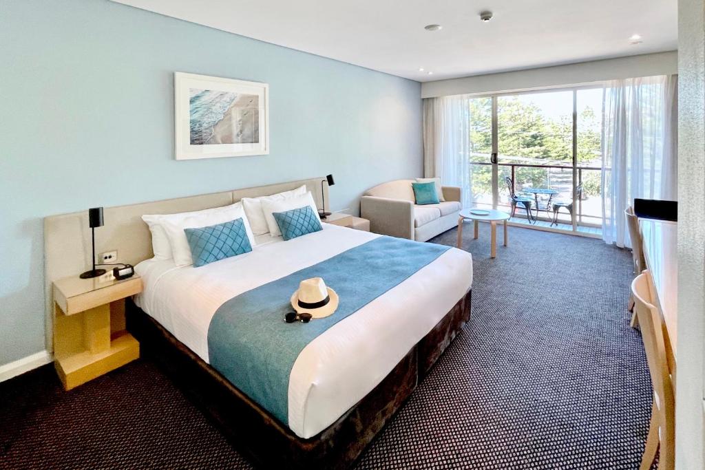 Coogee Sands Hotel & Apartments photo 1