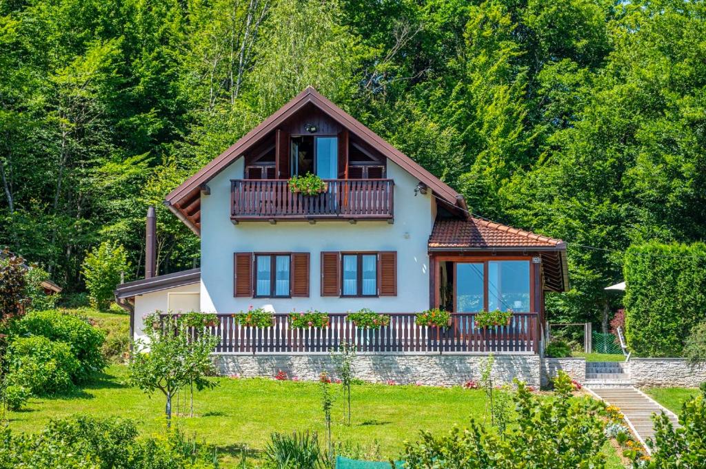 Holiday Home Mare near River photo 1