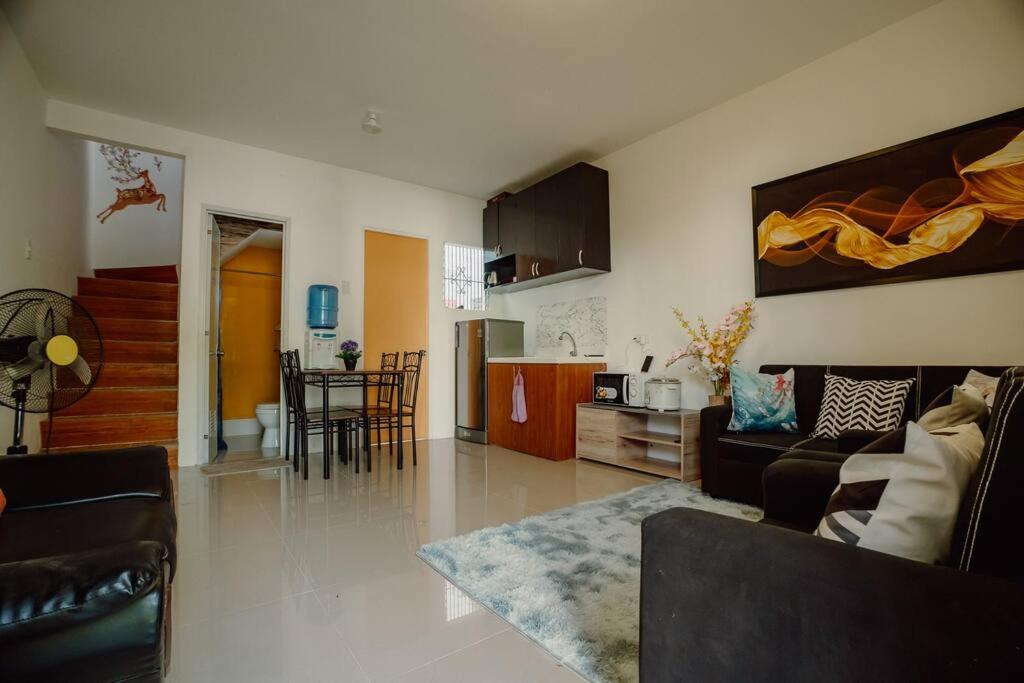 Beautiful 2-Bedroom Townhouse in Panglao Island photo 2