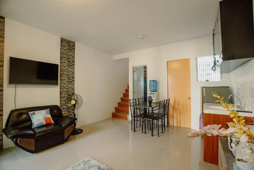 Beautiful 2-Bedroom Townhouse in Panglao Island photo 3