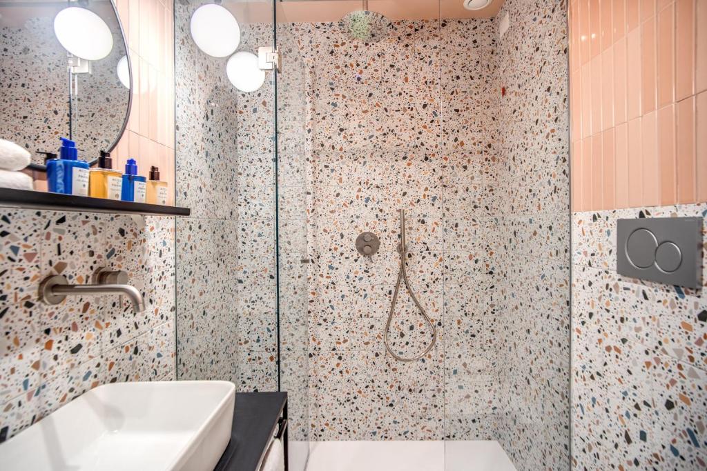 Sheva Boutique Hotel - Tap to explore photos