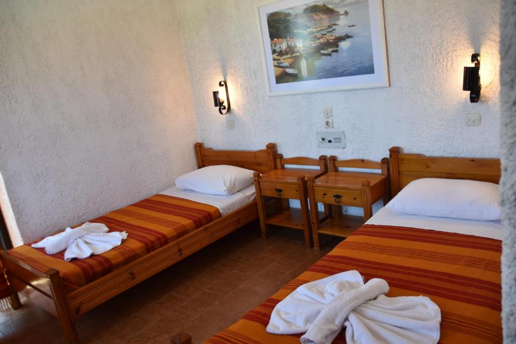 Hotel Tsagarakis Beach - Tap to explore photos