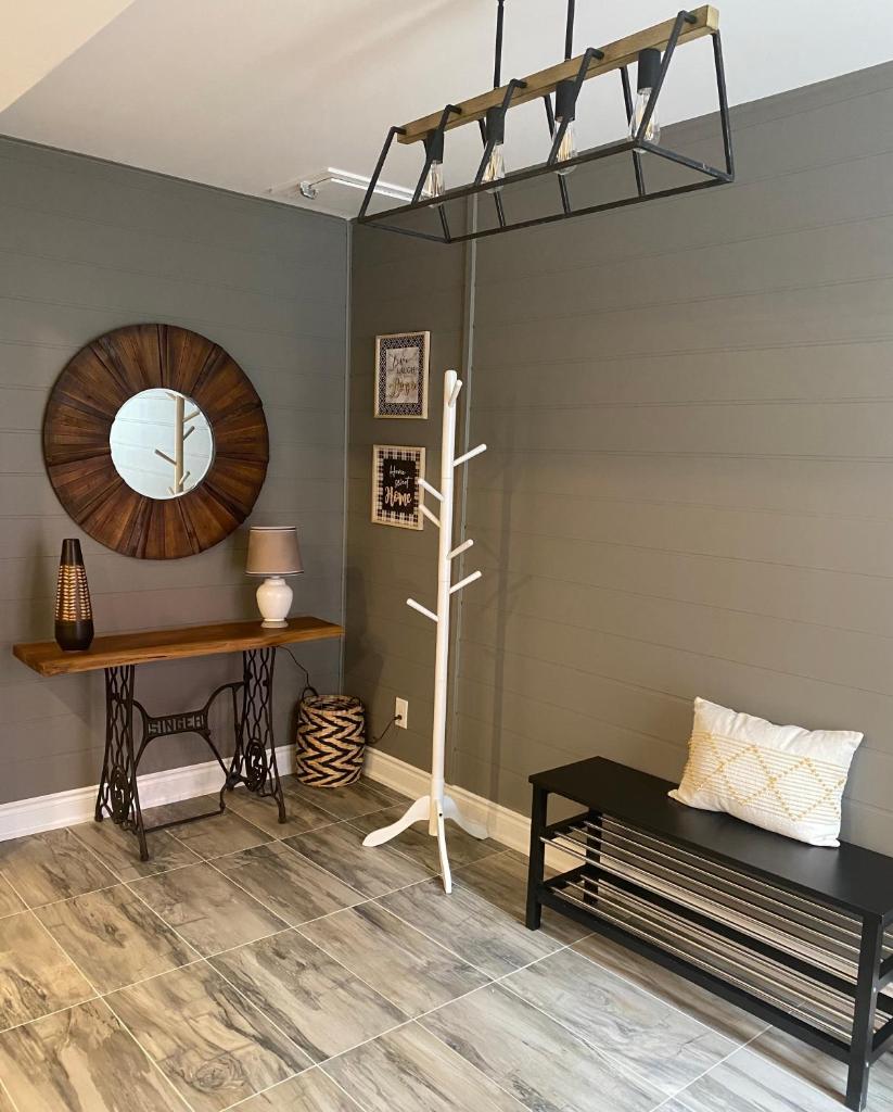 Luxurious and Spacious Apartment with 2 bedrooms and 2 Baths