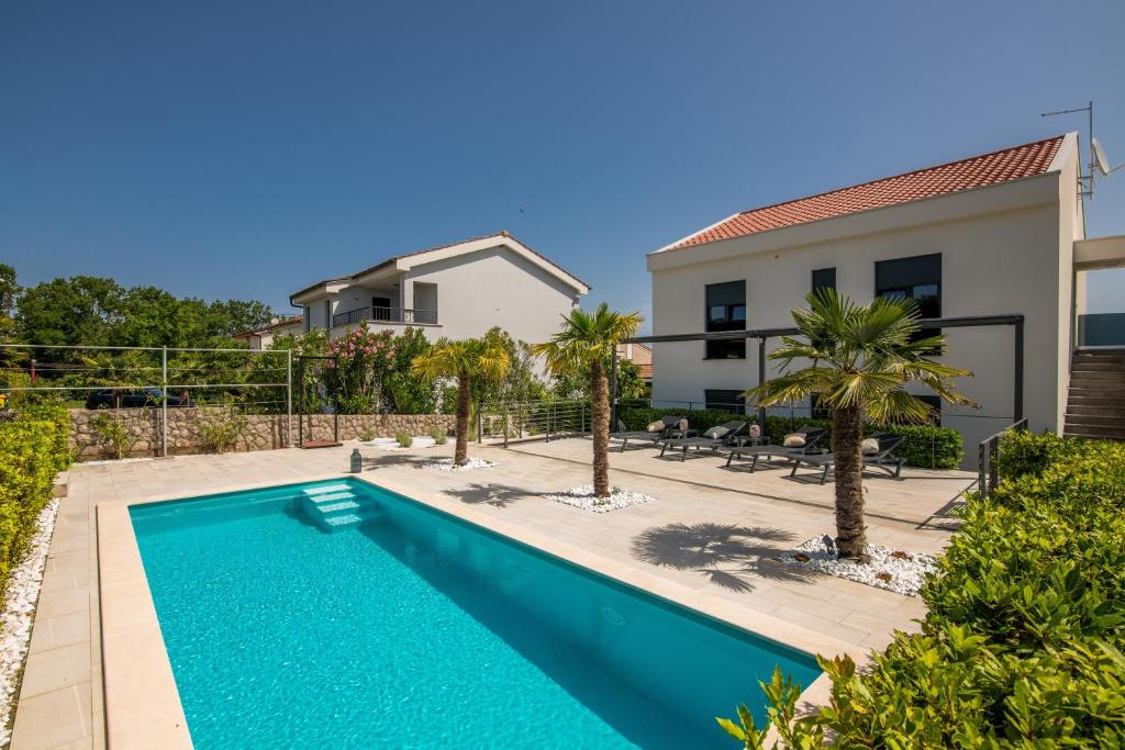 Tea de Luxe Apartment with private Pool photo 2