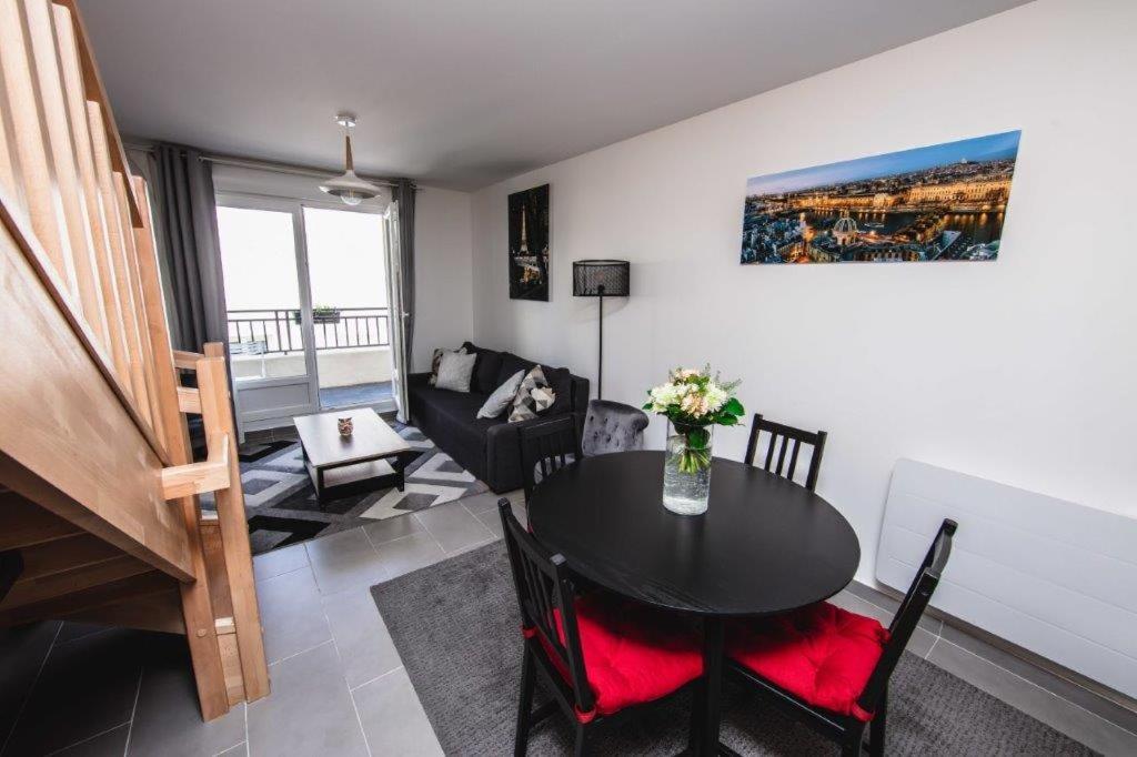 Paris City Flat 80 M carrée Appt 104 F4 Grd Paris (Paris City Flat 80 M carree Appt 104 F4 Grd Paris) - Thumbnail image