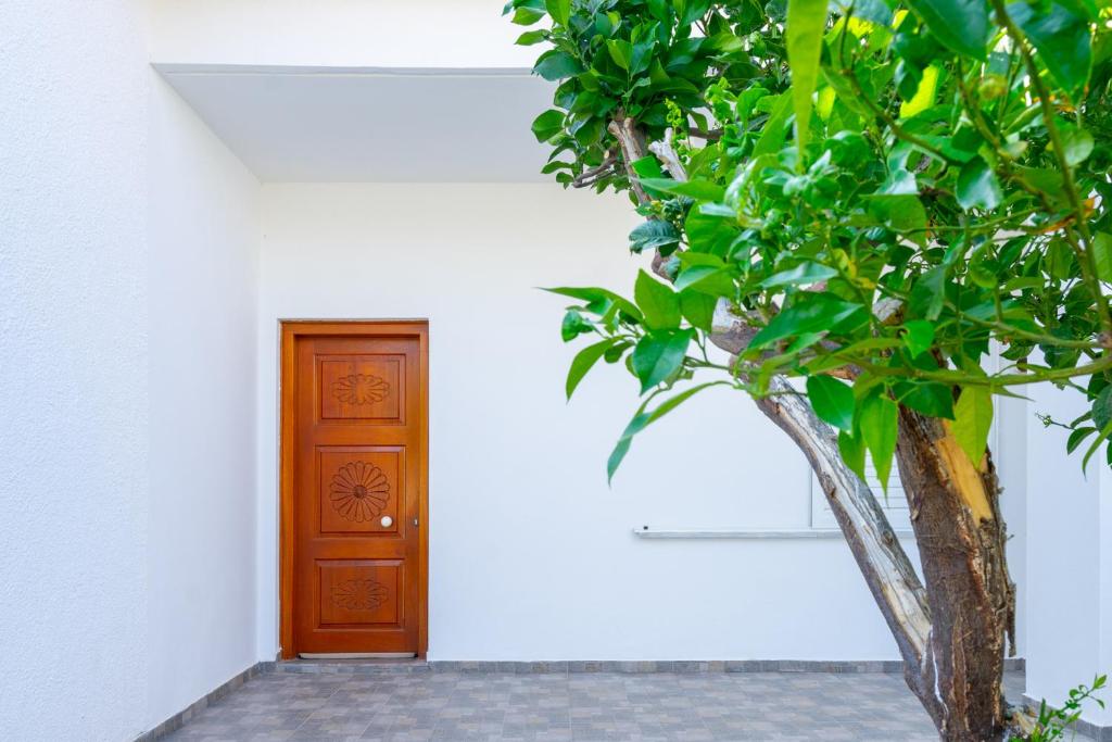 panorama view apartment - Tap to explore photos