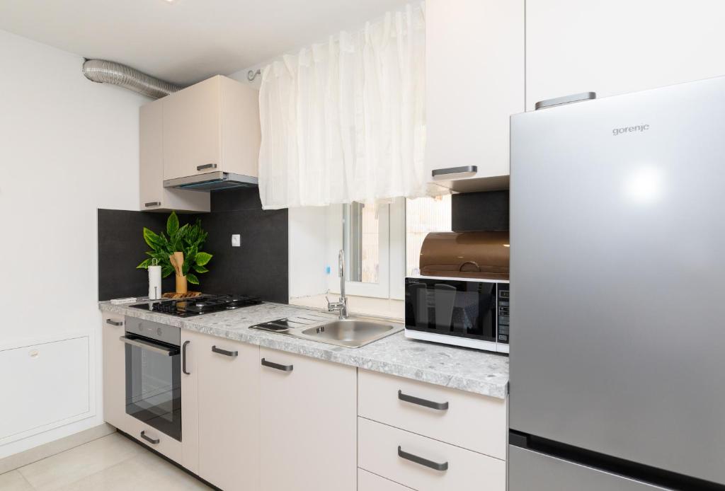 Apartmani Čanaki Supetar photo 3