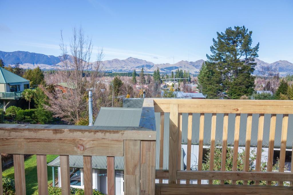 Lofty Quarters - Hamner Springs Holiday Home