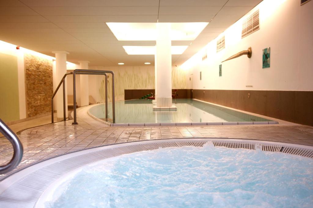 Sonnenhotel Bayerischer Hof inklusive Eintritt ins AquaFit Erlebnisbad photo 4