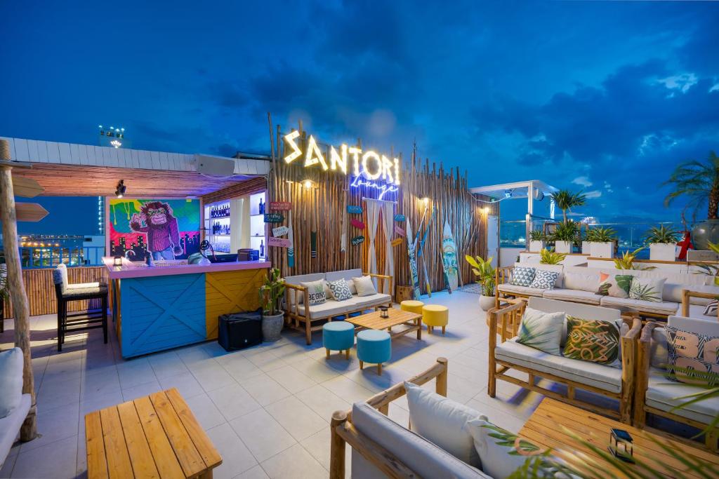 Santori Hotel And Spa