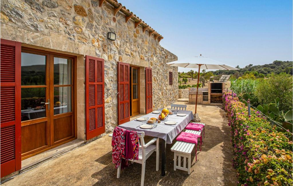 Beautiful Home In Art With 4 Bedrooms, Wifi And Outdoor Swimming Pool photo 2