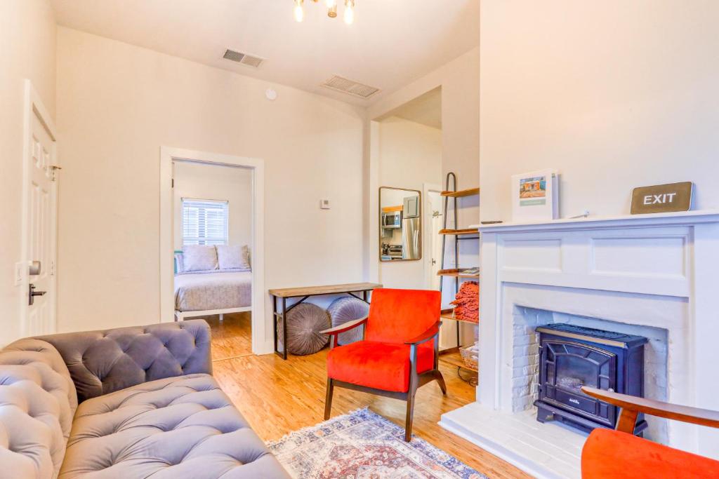 Bernard Street Bungalow photo 3