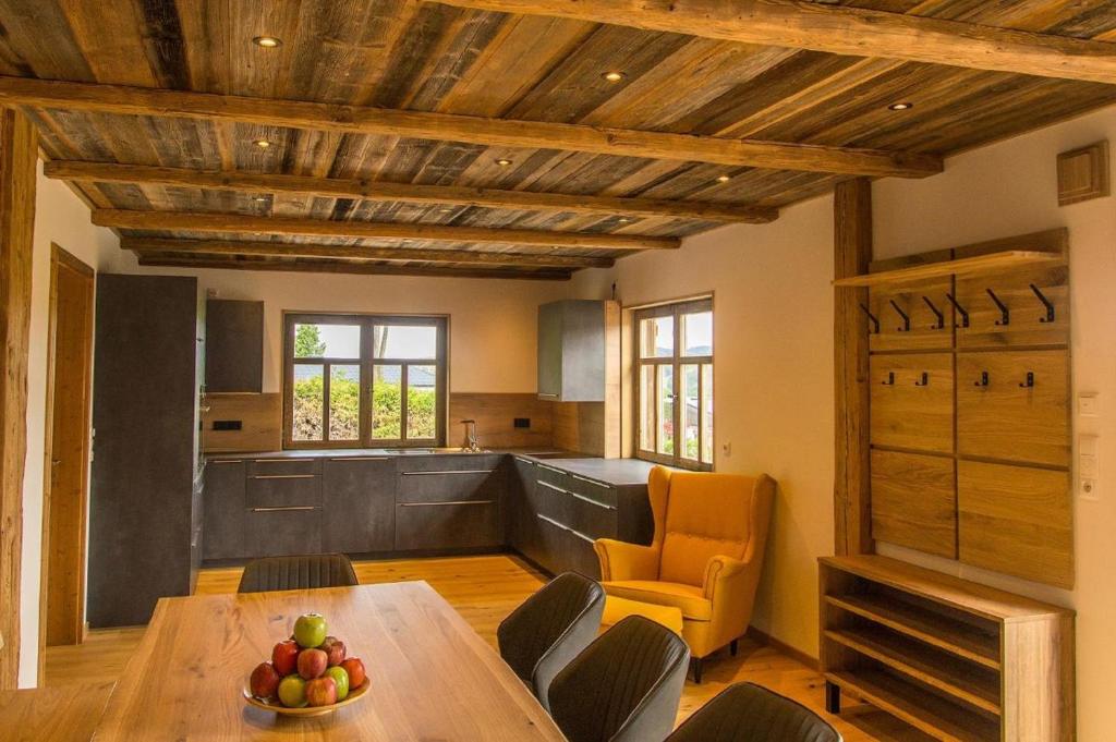 Chalet am Ölberg mit Badefass und Altholzsauna photo 3