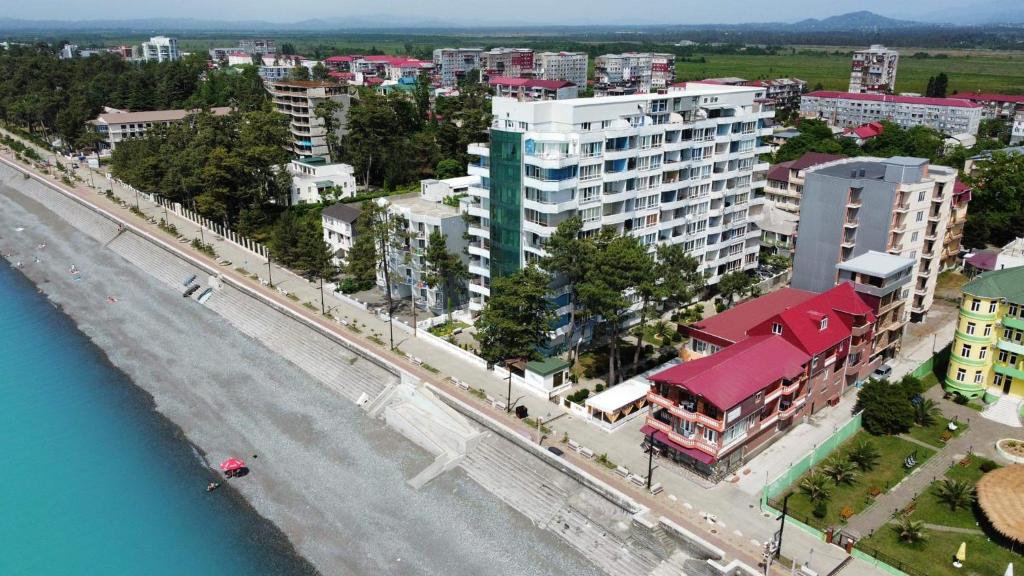 Seaside Apartment photo 4