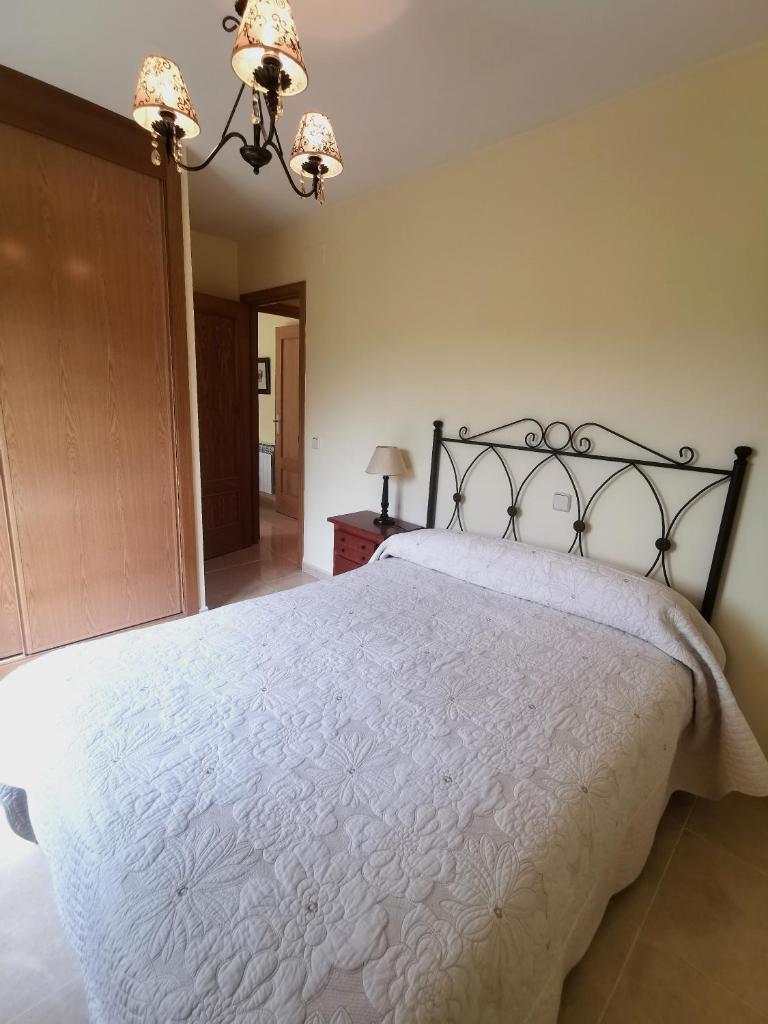 Apartamento de 3 dormitorios con piscina - Riaza Vacacional photo 4