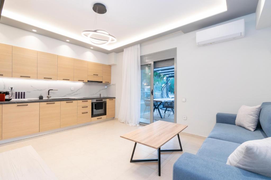 SithoniaRS Luxury Ground Floor Apartment With Private Garden photo 1