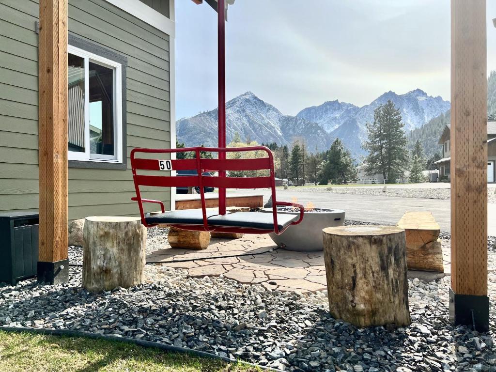 The Cascade Chalet - Leavenworth image