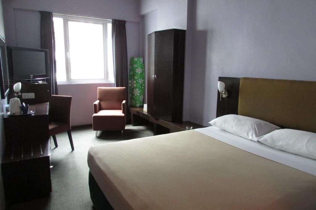 Двухместный (Стандартный двухместный номер с 1 кроватью), Strand Hotel