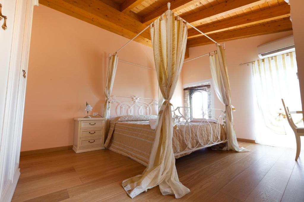 Barchi Resort - Apartments & Suites - Tap to explore photos