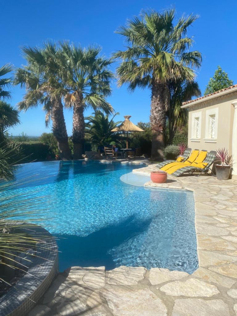 KABEN Superbe villa prestige 4 étoiles, sauna, jacuzzi, pétanque, sans vis à vis photo 1