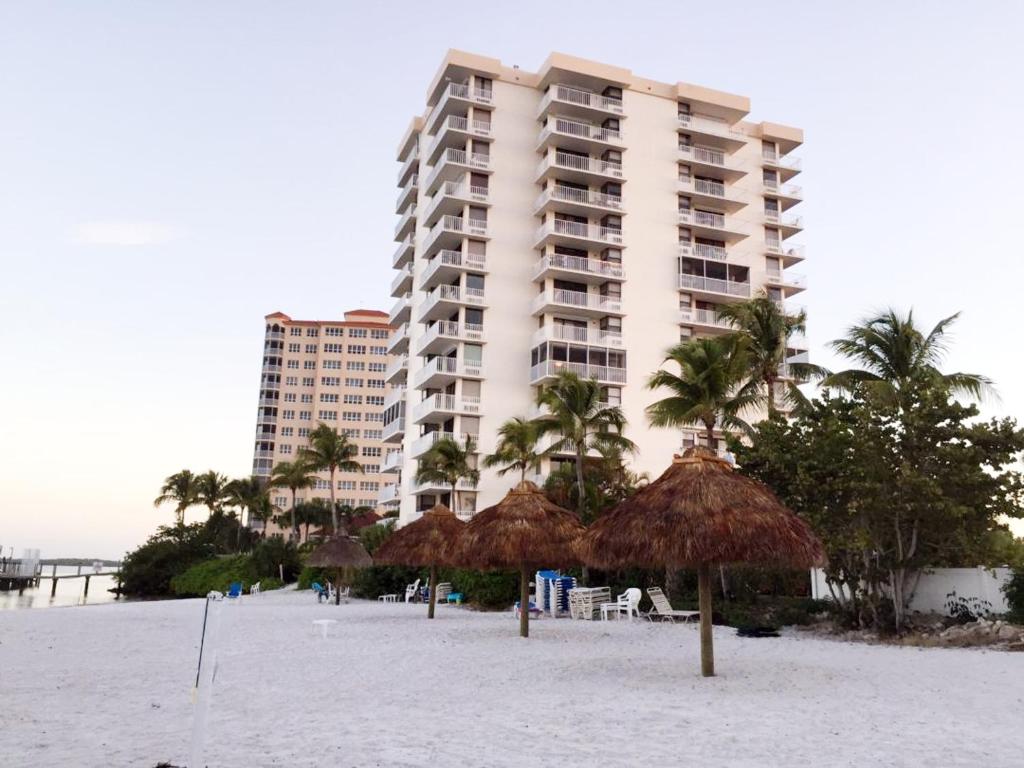 Lovers Key Beach Club by Check In Vacation Rentals image