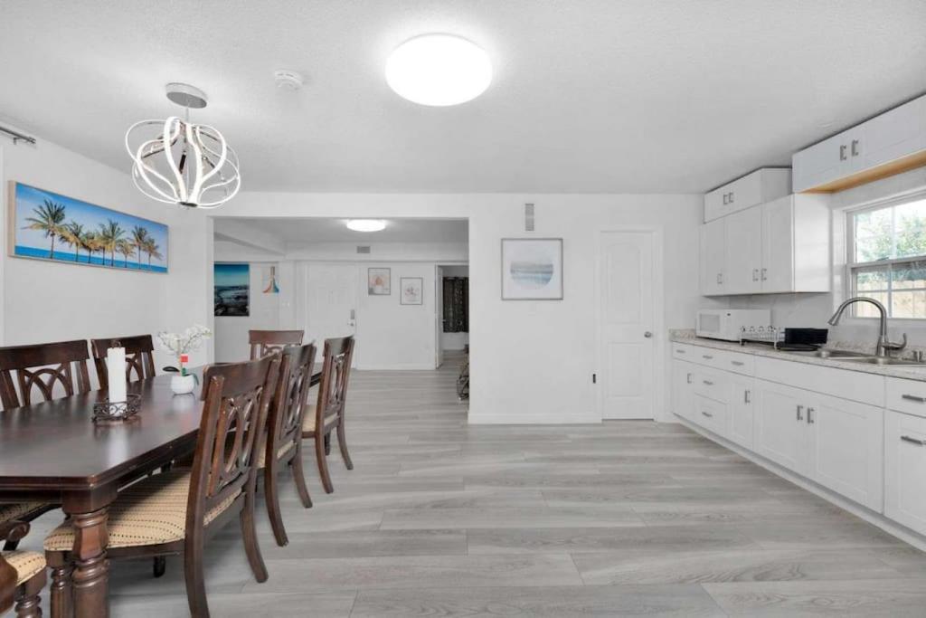 Near Fort Walton Beach, peaceful 5 bedrooms house photo 4