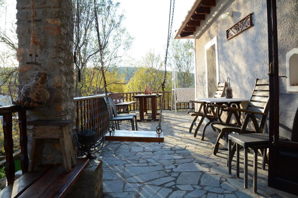 Noula's and Giorgos' Cottage in Desfina village- near Delphi photo 4
