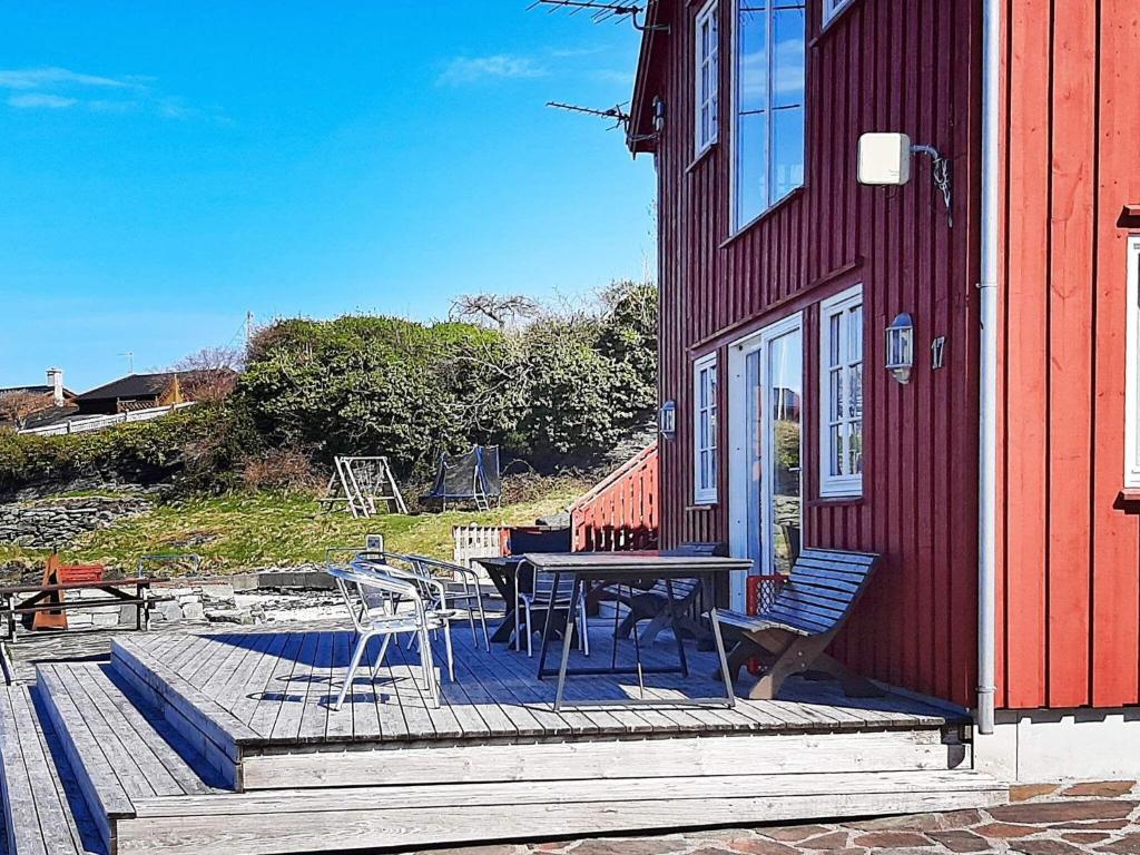Holiday home Sjernarøy photo 1