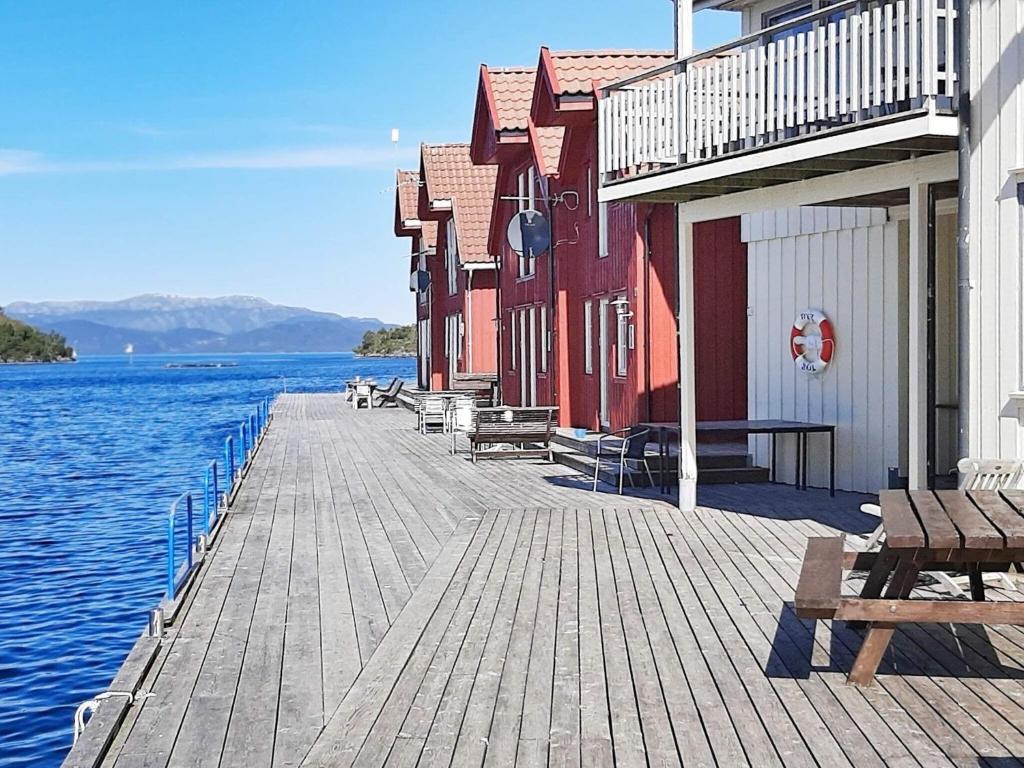 Holiday home Sjernarøy photo 3