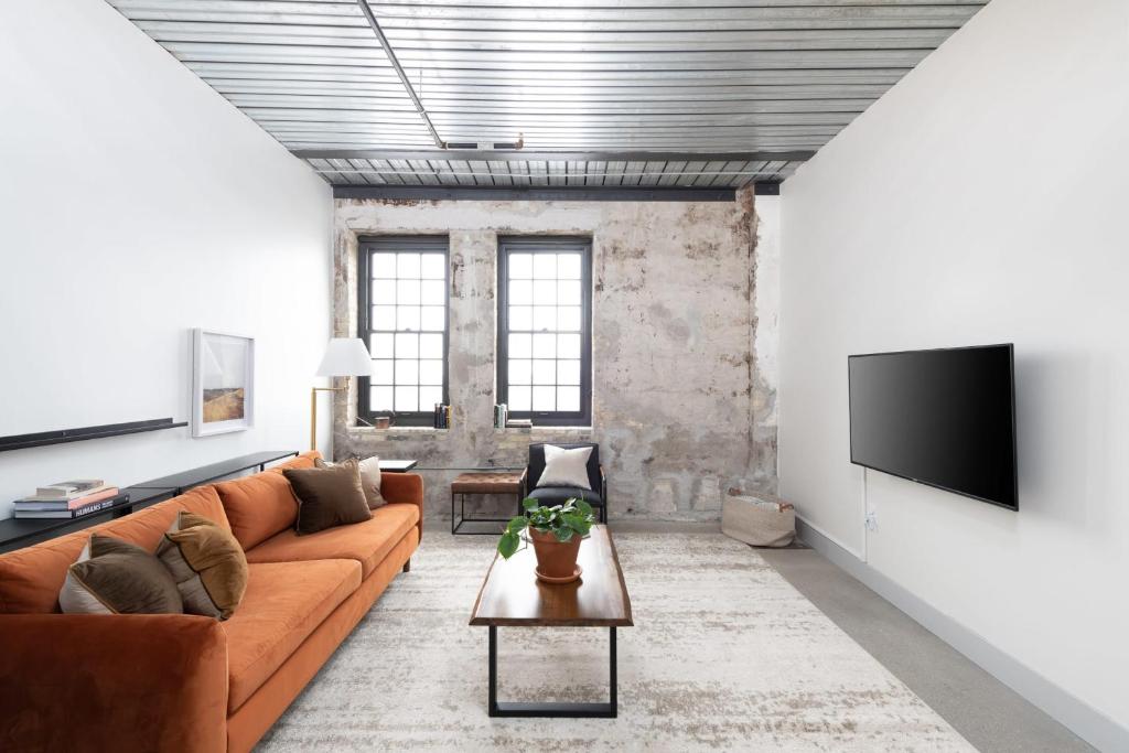 Flexhome Brewery District 1BR Apt M6 image