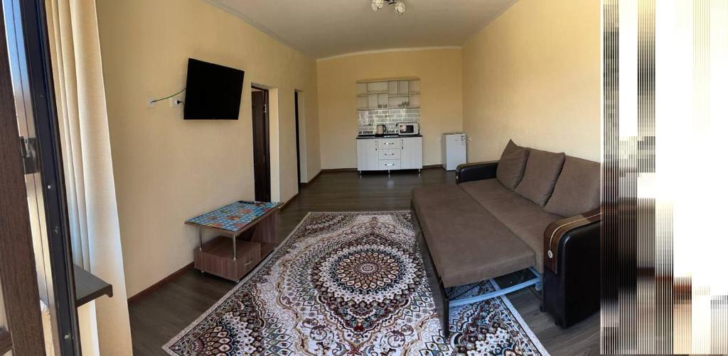 Guest House Janel photo 2