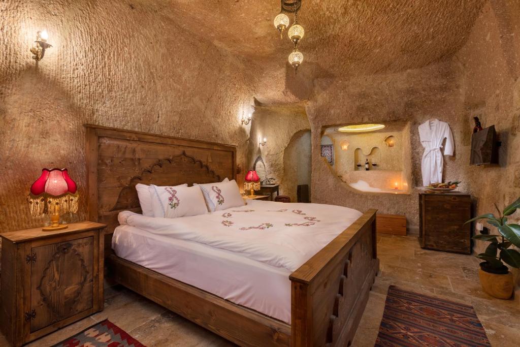 Kayata Cave Suites Special Class - Tap to explore photos