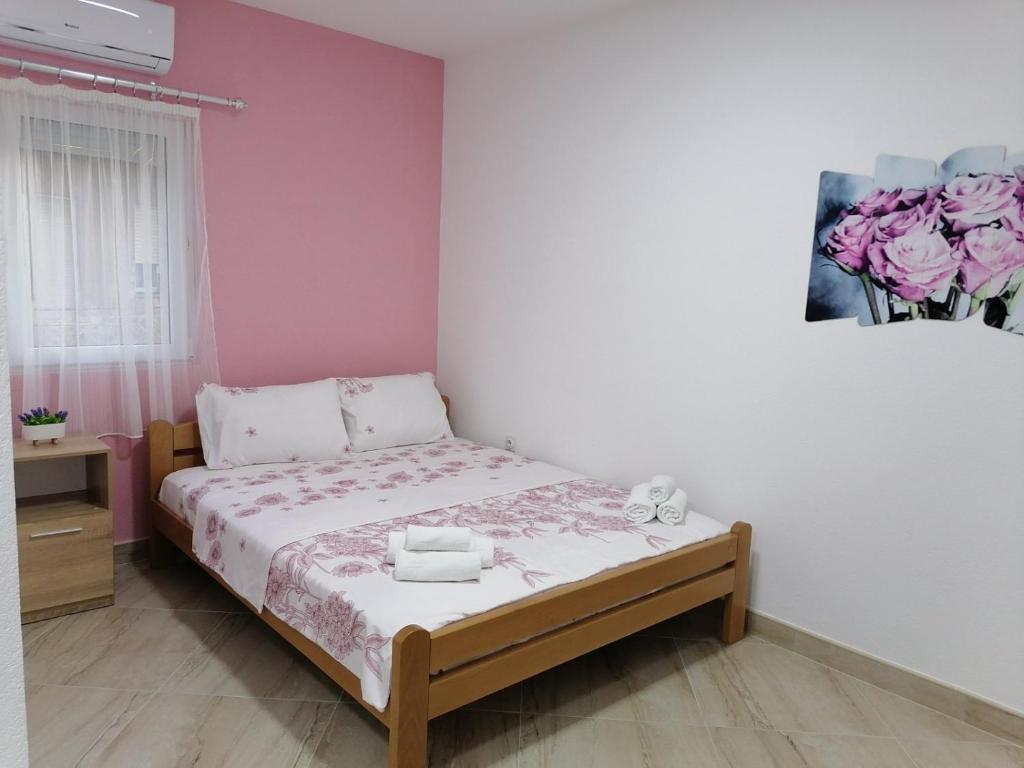 Borche Apartments photo 3