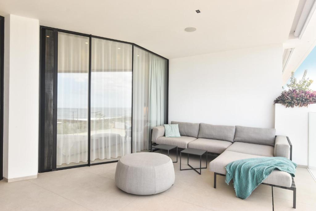 Infinity 1-6 LUXE SEA VIEW 2B photo 4