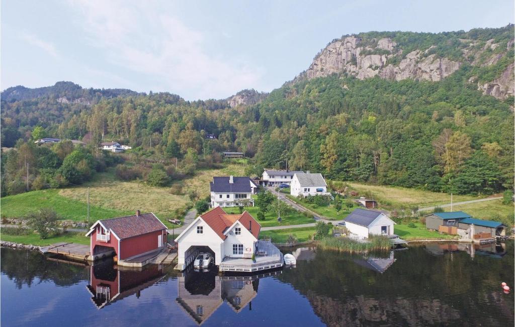 Stunning Home In Flekkefjord With 5 Bedrooms And Internet photo 2