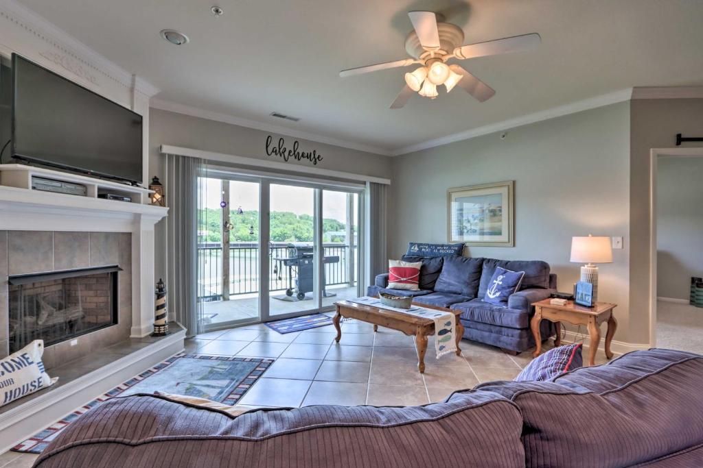 Lakefront Ozark Condo with Balcony and Seasonal Pool! photo 4
