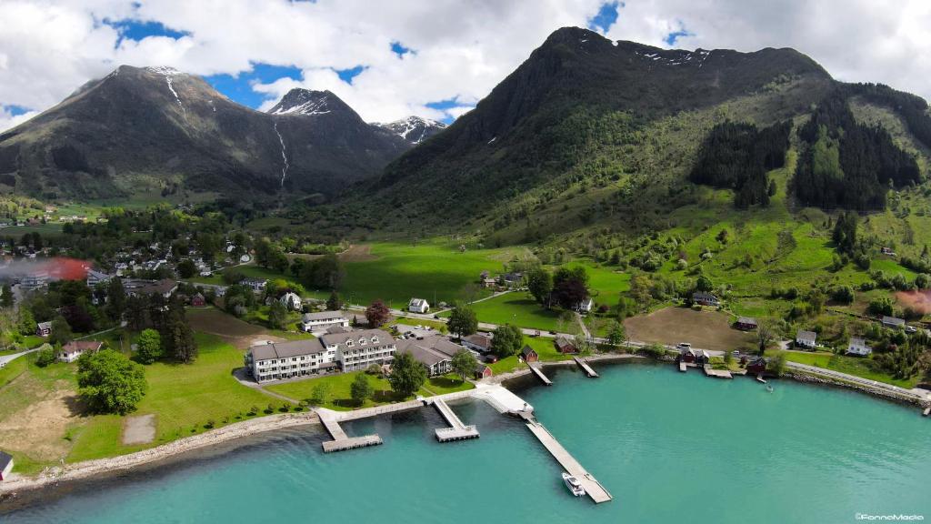 Rosendal Fjordhotel photo 2