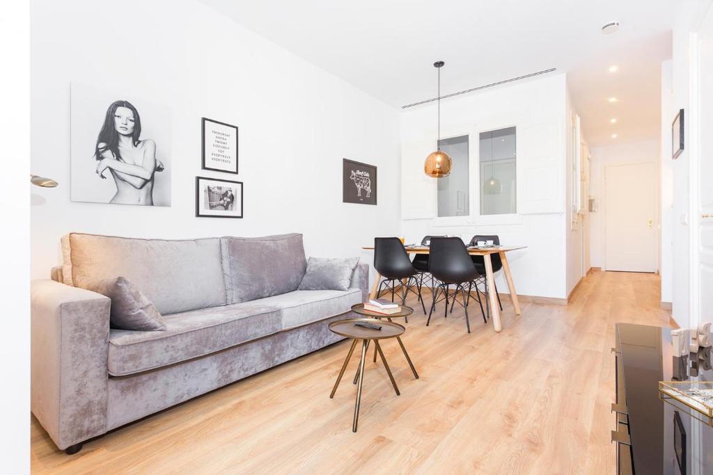 Cozy Apartment close to Passeig de Gracia photo 2