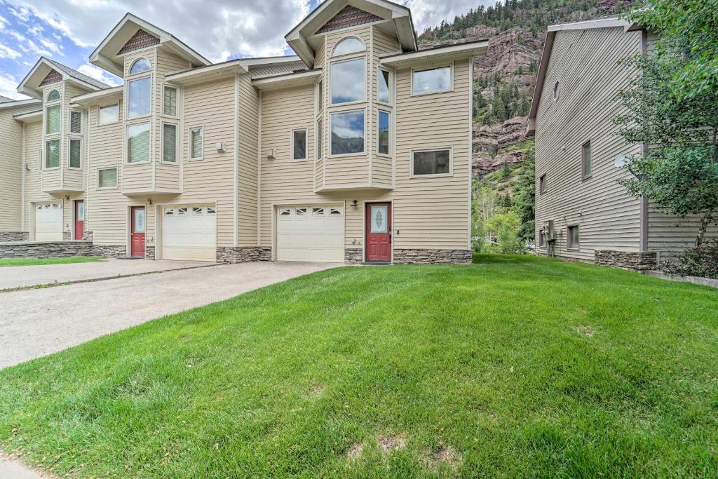 Townhome with Mtn Views 1 Block to Downtown Ouray! photo 2