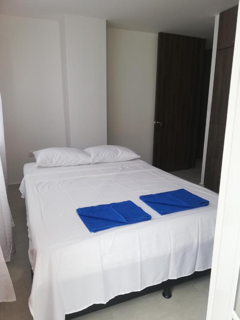 Hermoso apartamento nuevo con estacionamiento gratuito photo 2