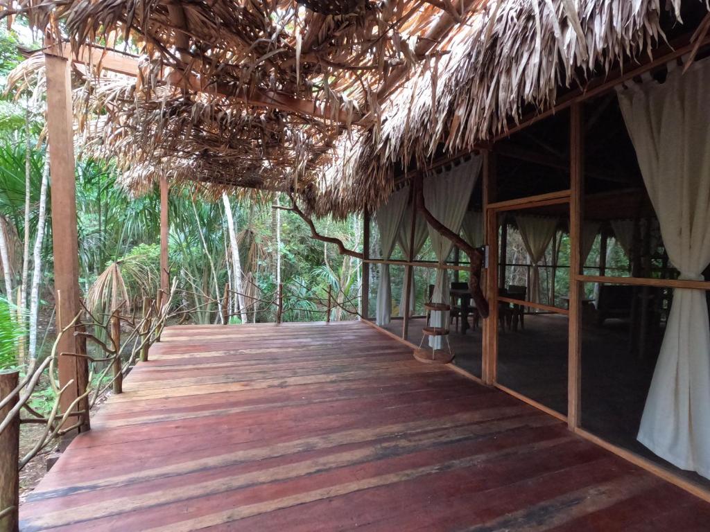 Enchanting Jungle Villa — UMARI photo 3