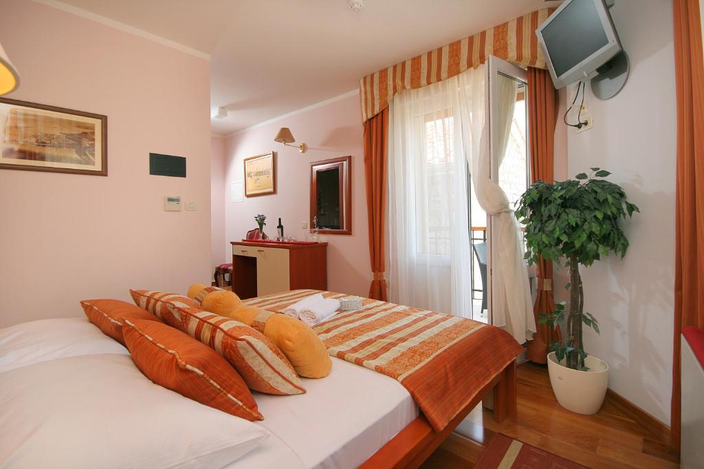 Hotel Trogir photo 2