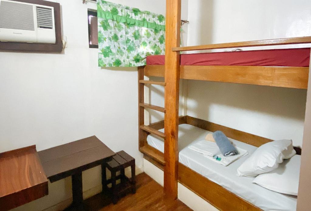 RedDoorz @ Sukitel Budget Hotel Nasugbu photo 3